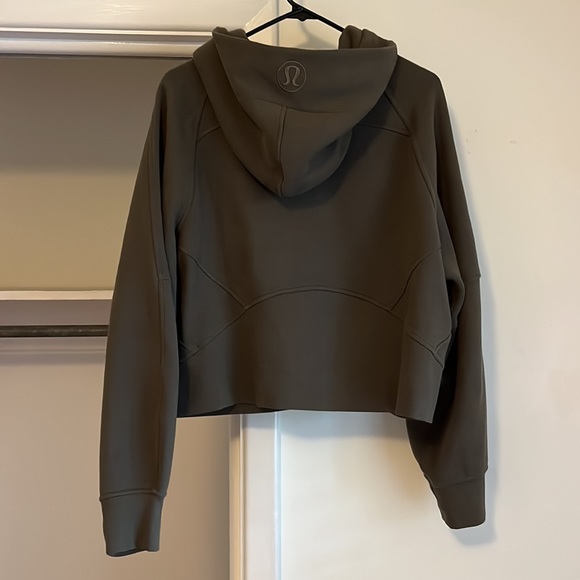 Lululemon full zip cropped jacket! - Picture 2 of 4